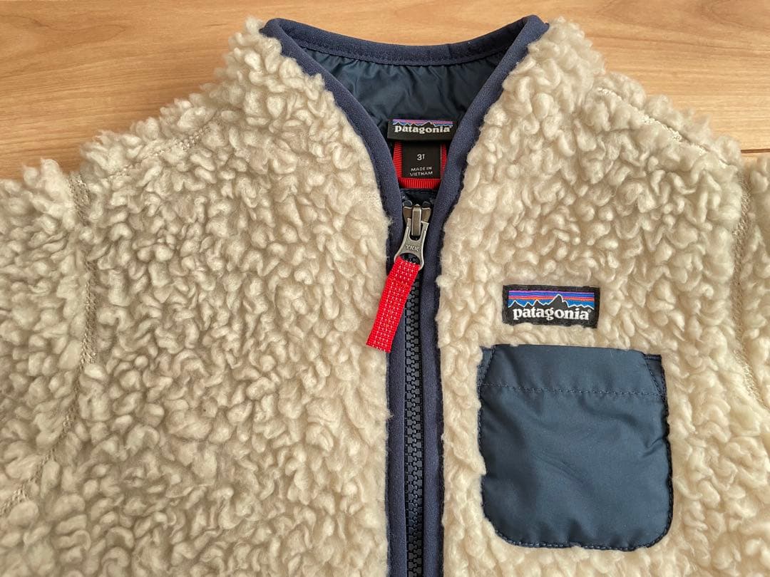 patagonia フリースジャケット 3T クリーム色