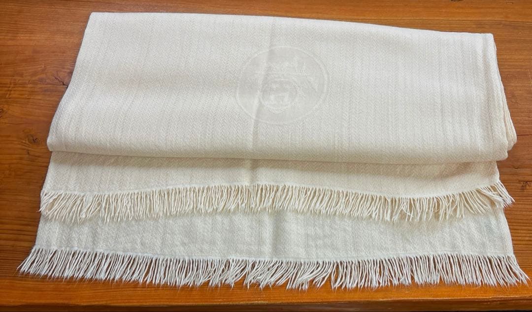 U*3様 HERMES エルメス カシミヤ シルク大判ストール ショール オフホ