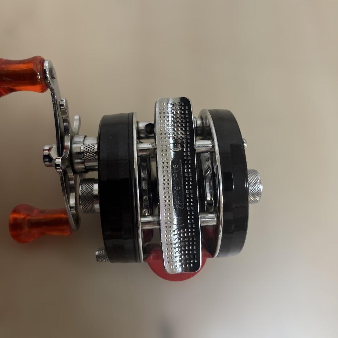 ABU Ambassadeur 4600C Sweden アブガルシア 赤ベロ
