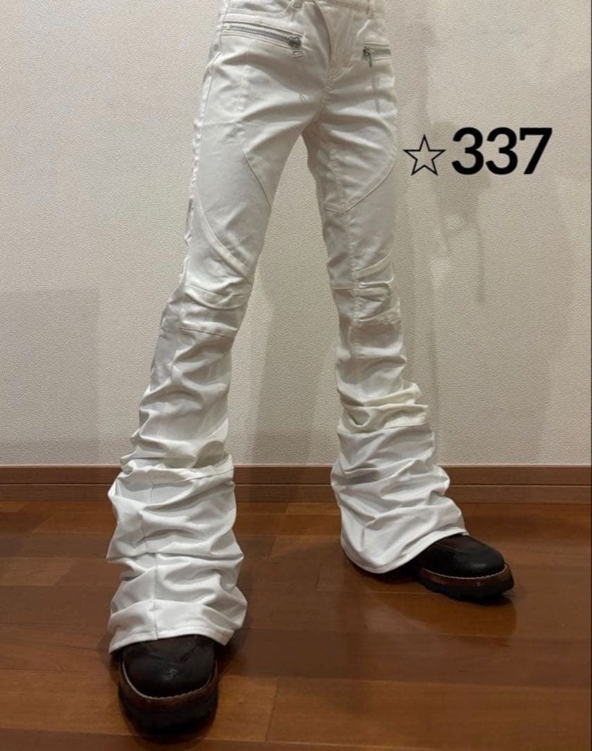 ⭐︎337 ⭐︎401 おまとめ2点　フレアデニム　リバースデニム　ベルボトム　白黒