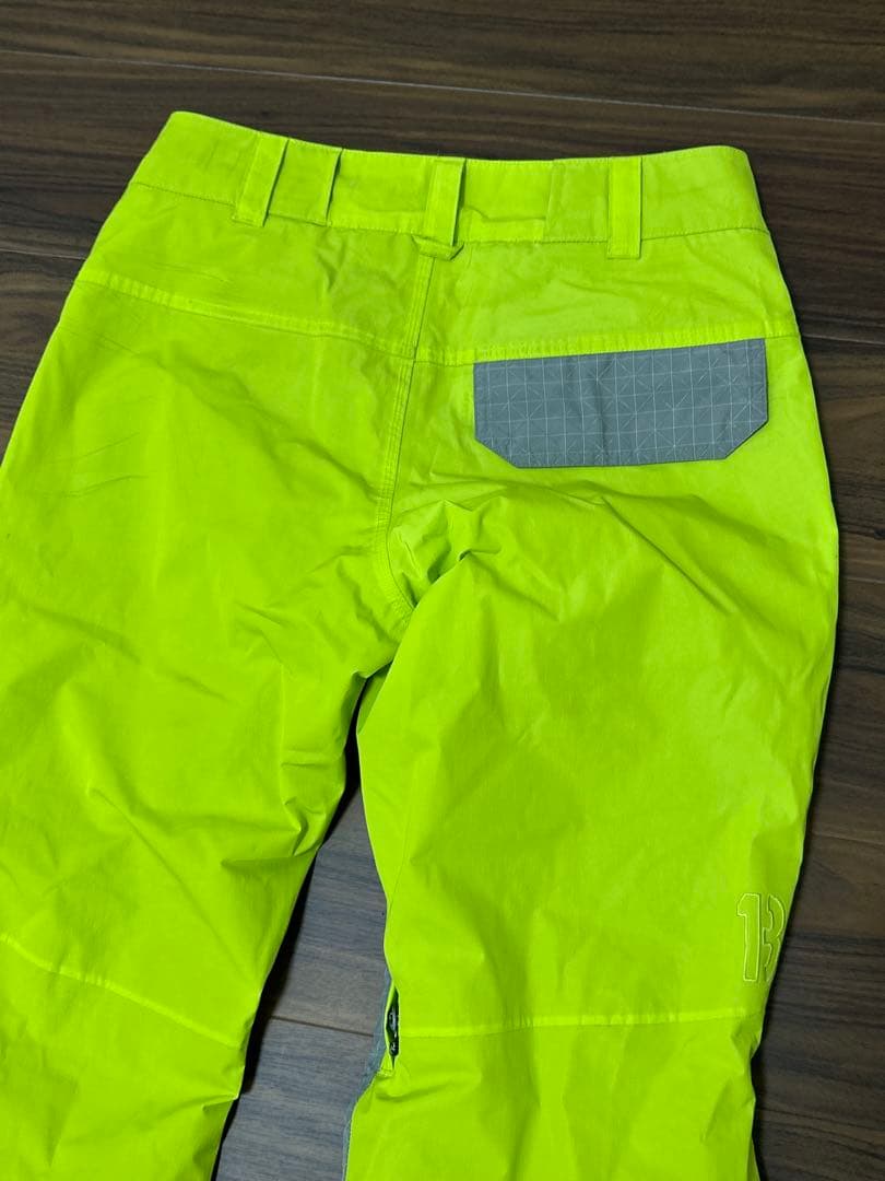 バートン GORE-TEX 3Lスノボウェア上下セットBURTONフロストナー