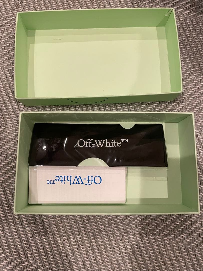 Off-White ブラック サングラス オフホワイト