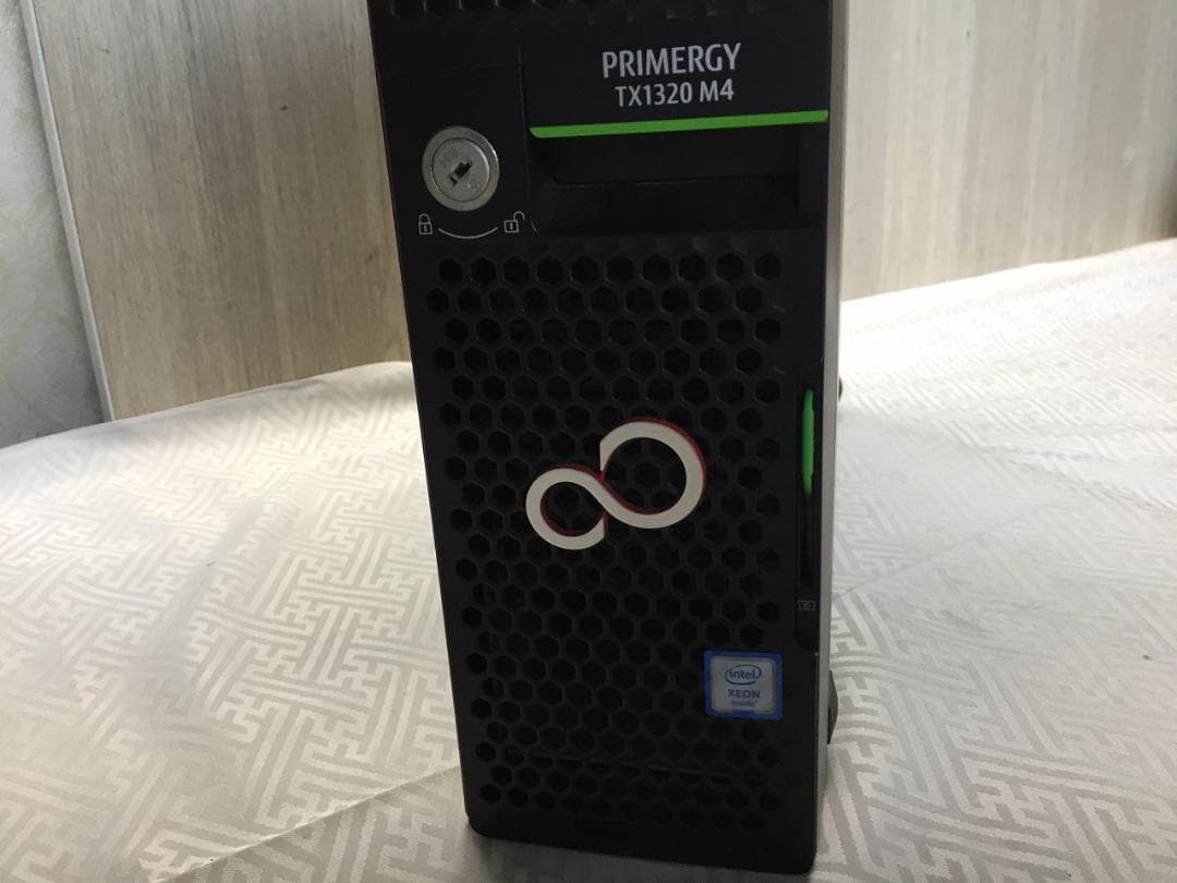 富士通 サーバー PRIMERGY TX1320 M4