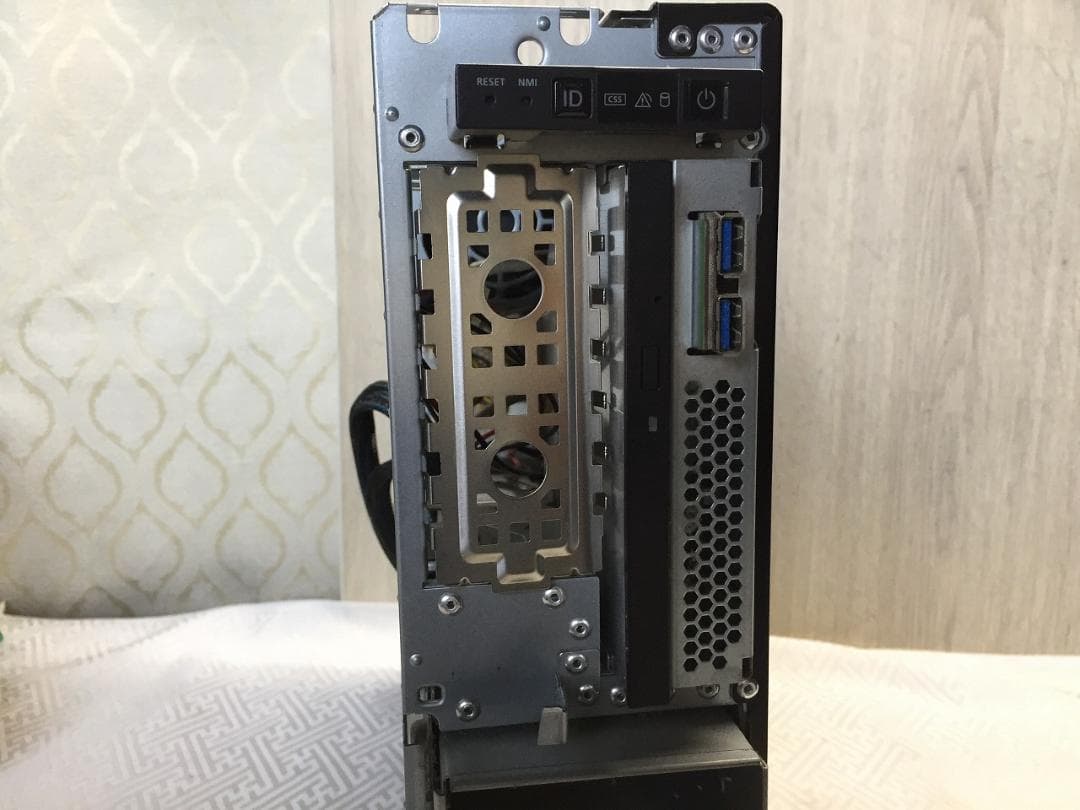 富士通 サーバー PRIMERGY TX1320 M4