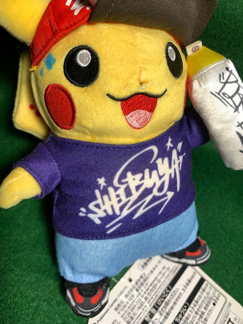 渋谷ポケモンセンター ピカチュウ ぬいぐるみ グラフィティ　SHIBUYA