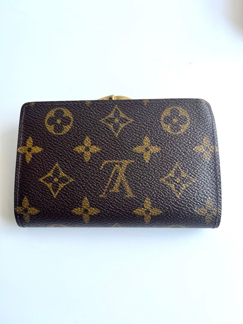 LOUIS VUITTON ヴィトン　二つ折り財布