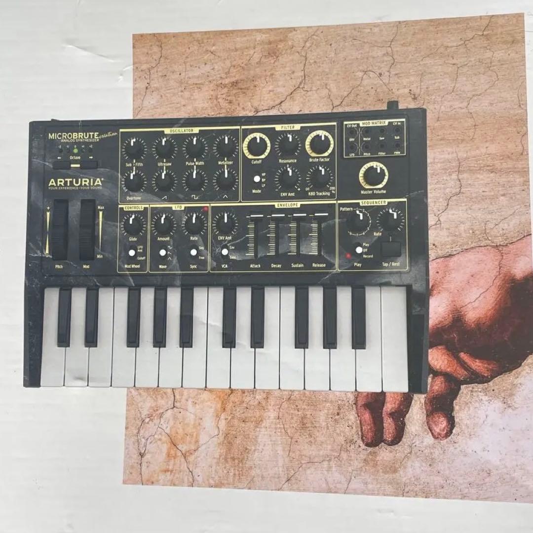 限定モデルArturia MicroBrute Creation Edition
