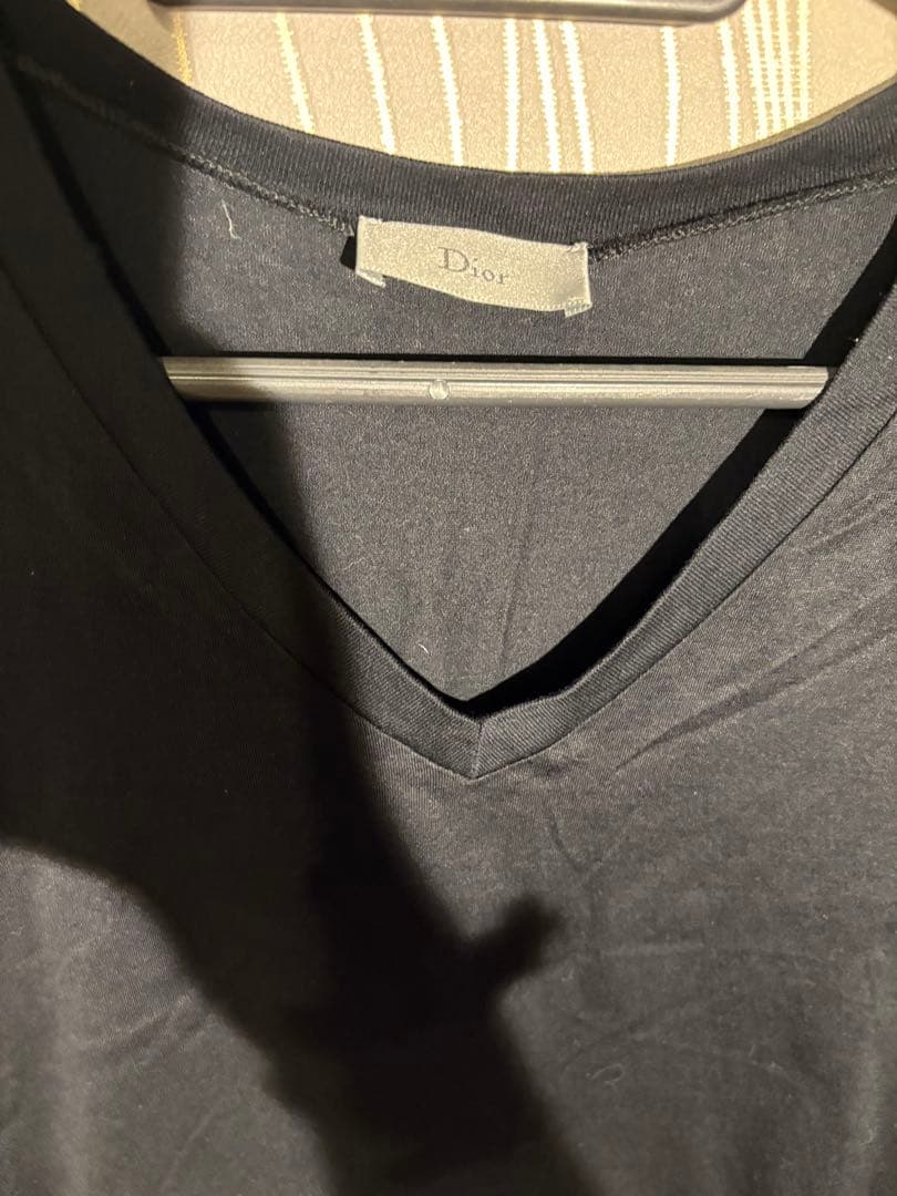 Dior ブラック Vネック Tシャツ　ハチ