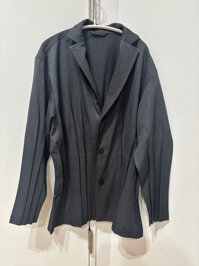 issey miyake men プリーツジャケット　ダークグレー