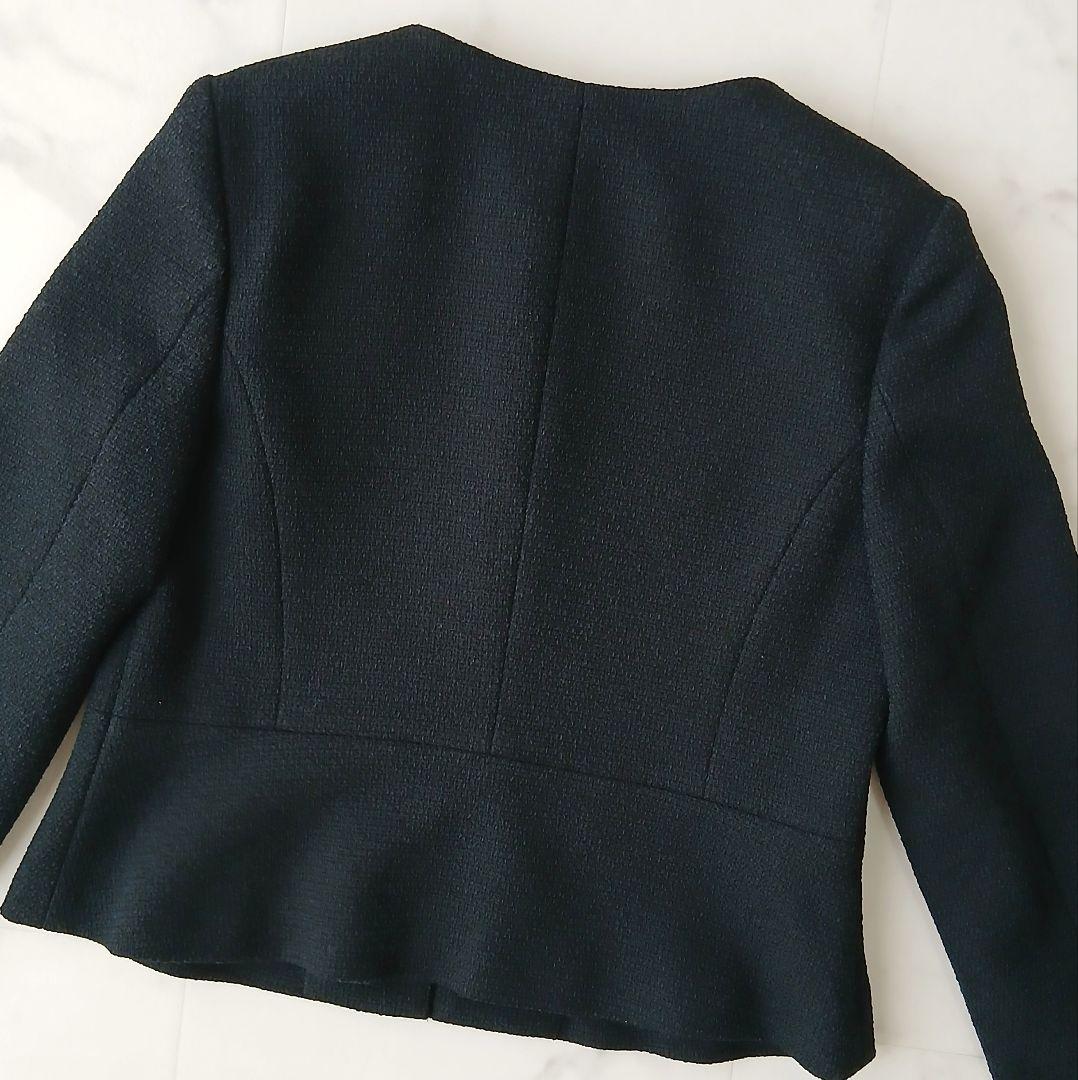 極美品 アンタイトル 定価3万 ツイード ペプラム ノーカラージャケット 1 紺