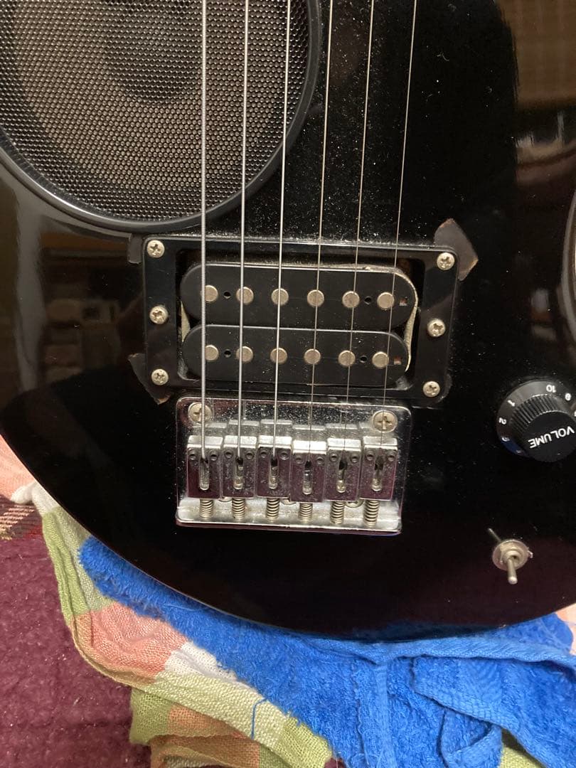 FERNANDES ブラック エレキギター スピーカー内蔵 ZO-3
