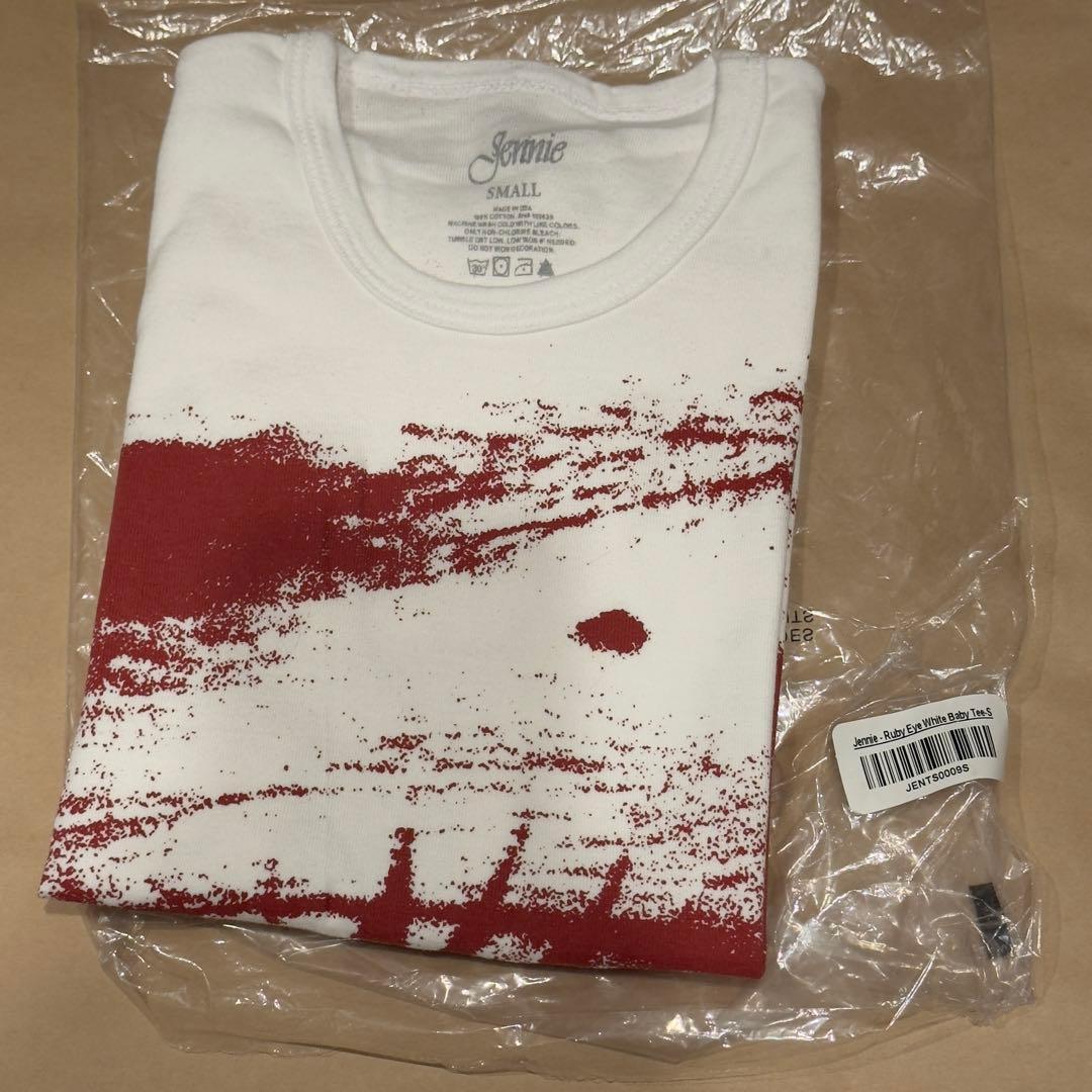 トップス jennie Ruby Red Eye Baby Tee - S