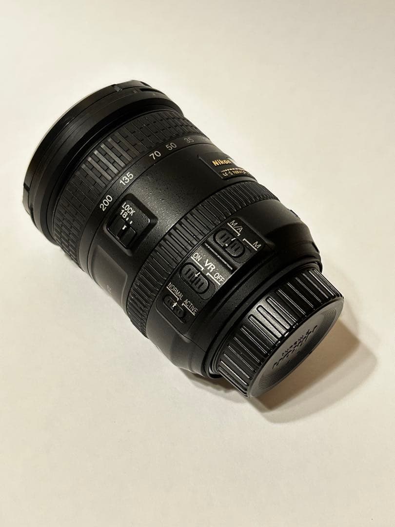 Nikon AFS18-200mm f/3.5-5.6G ED DX VRレンズ