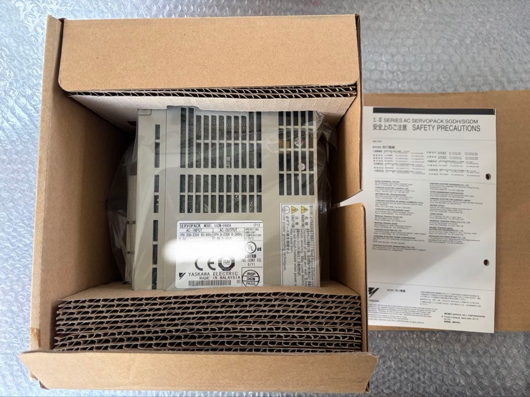 安川電機 サーボパック① SGDM-04ADA