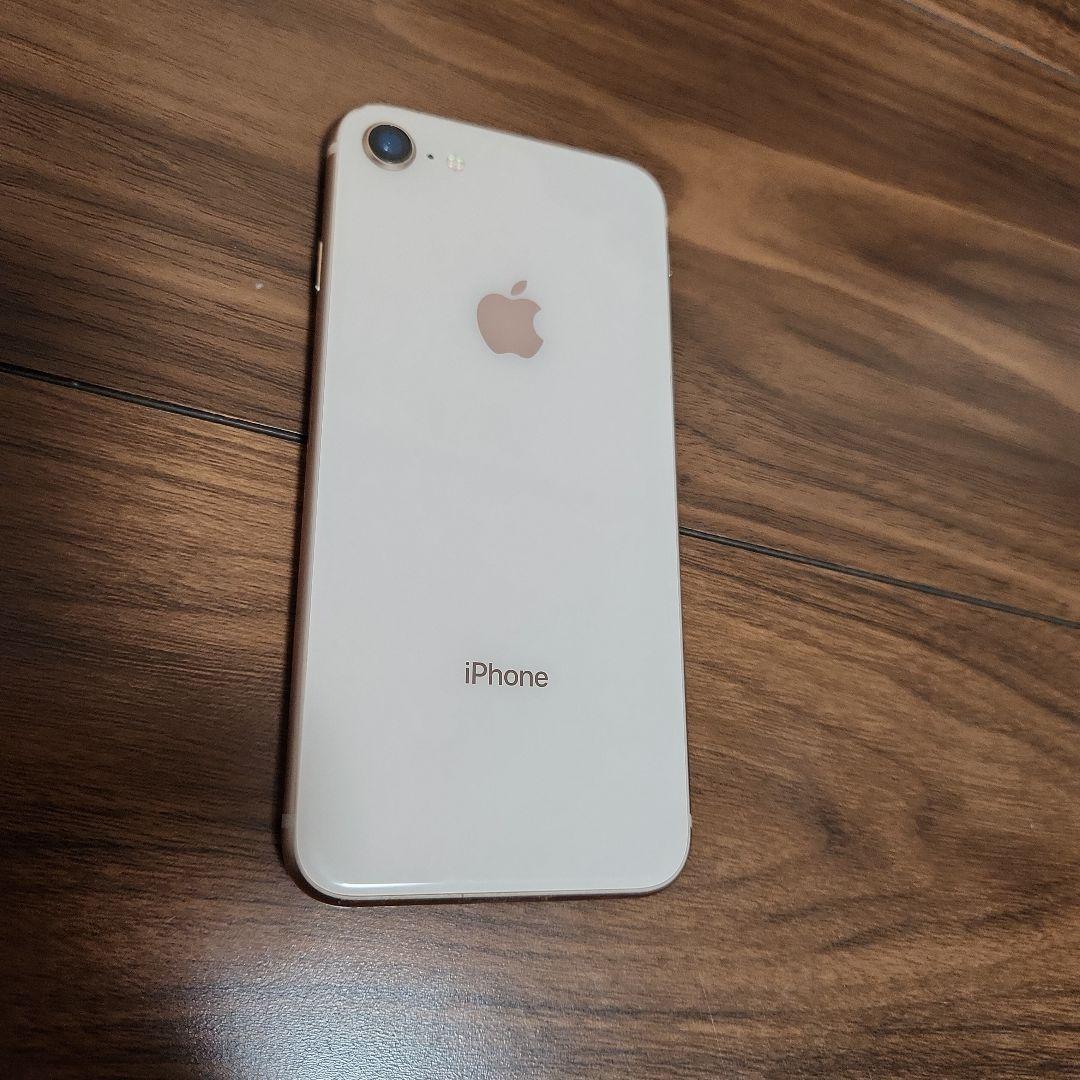 Apple iPhone ８ゴールド 本体64GB
