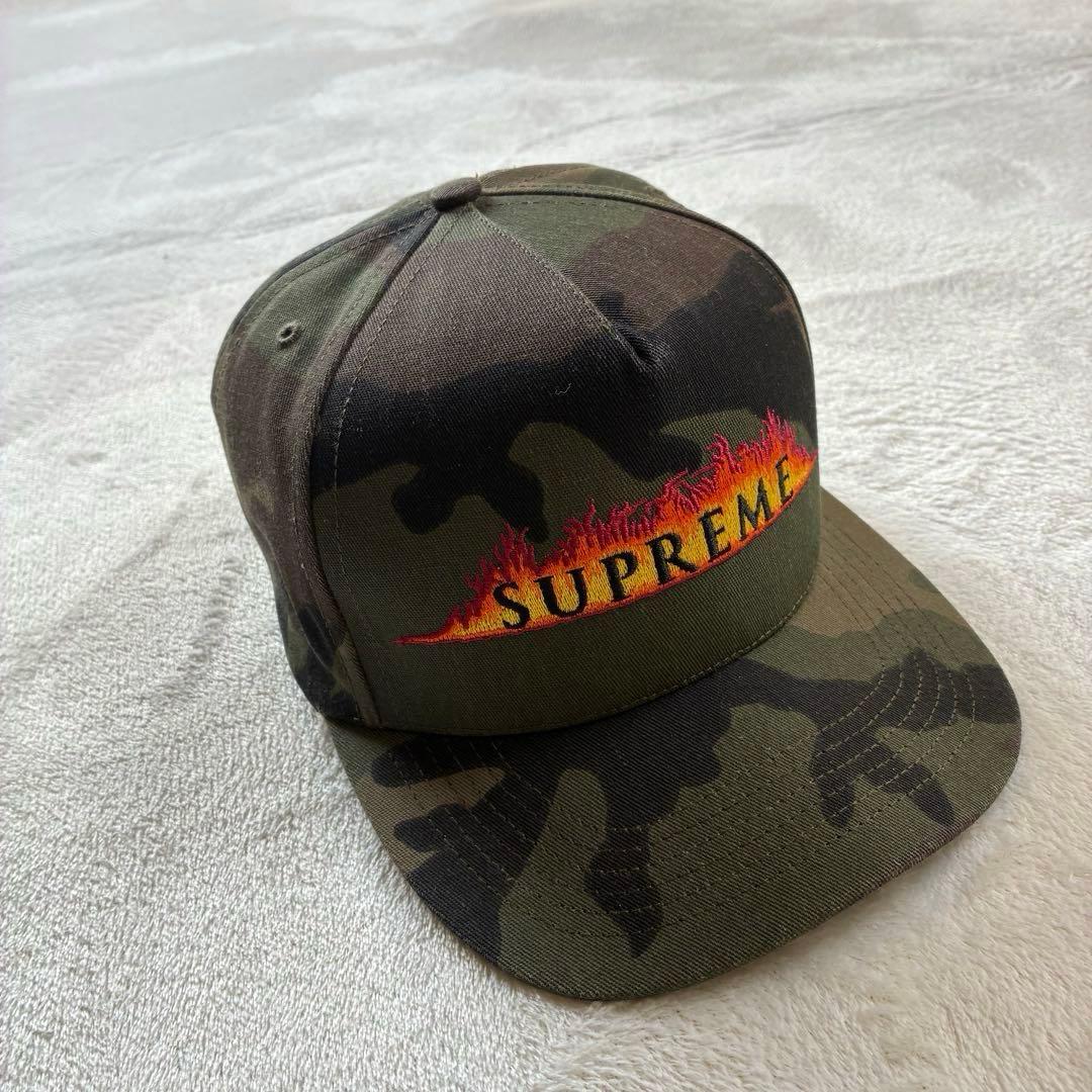美品♪♪SUPREME シュプリーム　迷彩　カモ柄刺繍キャップ
