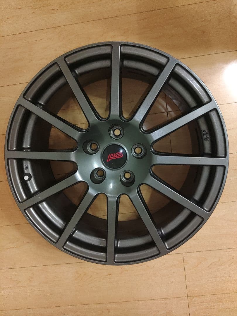 STI 18インチ 8.5j ガンメタ ENKEI