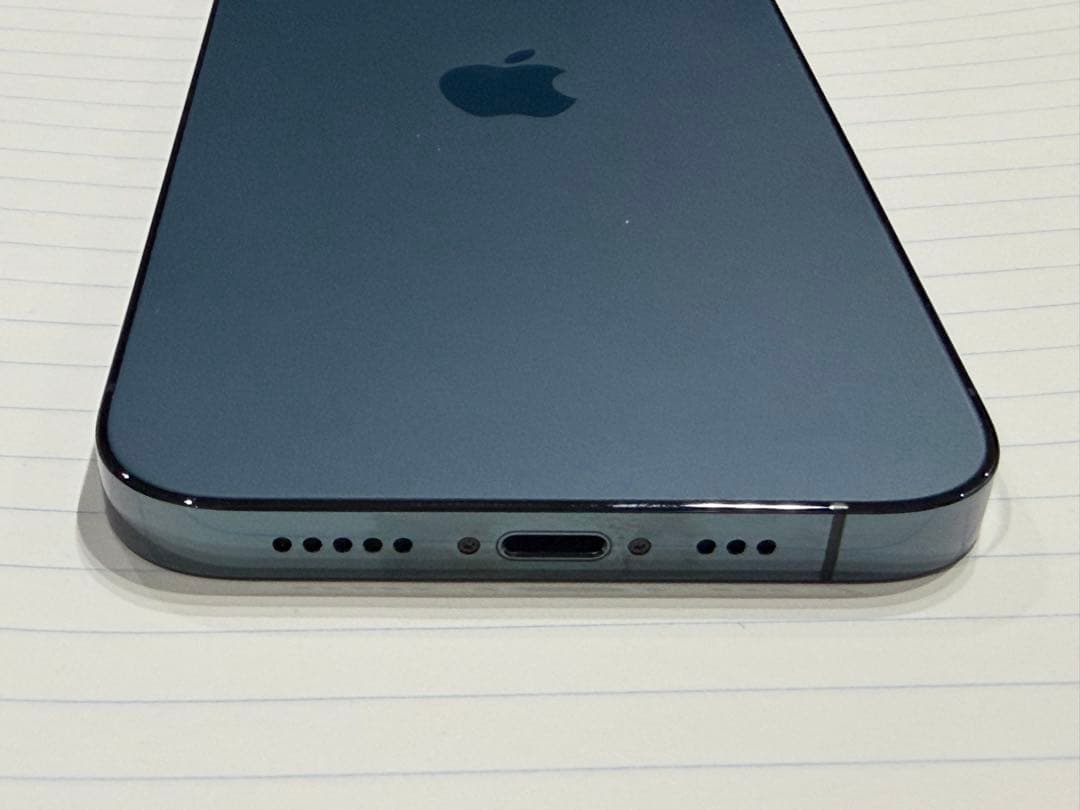 Apple iPhone 12 Pro グラファイト