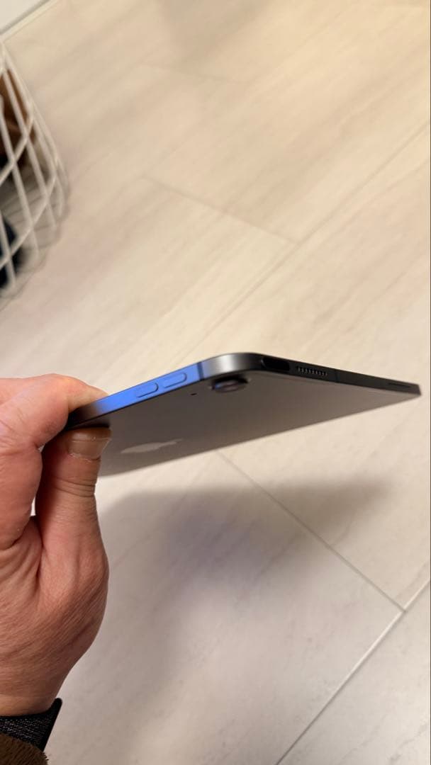 B*h様 Apple iPad Air 第4世代 64GB セルラーモデル 10