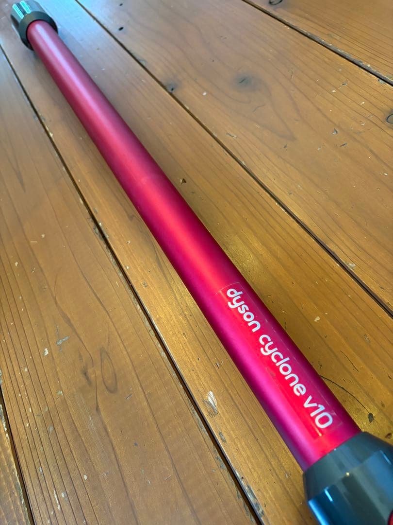 ダイソン V10 fluffy☆バッテリー58分☆クリーニング済み☆美品