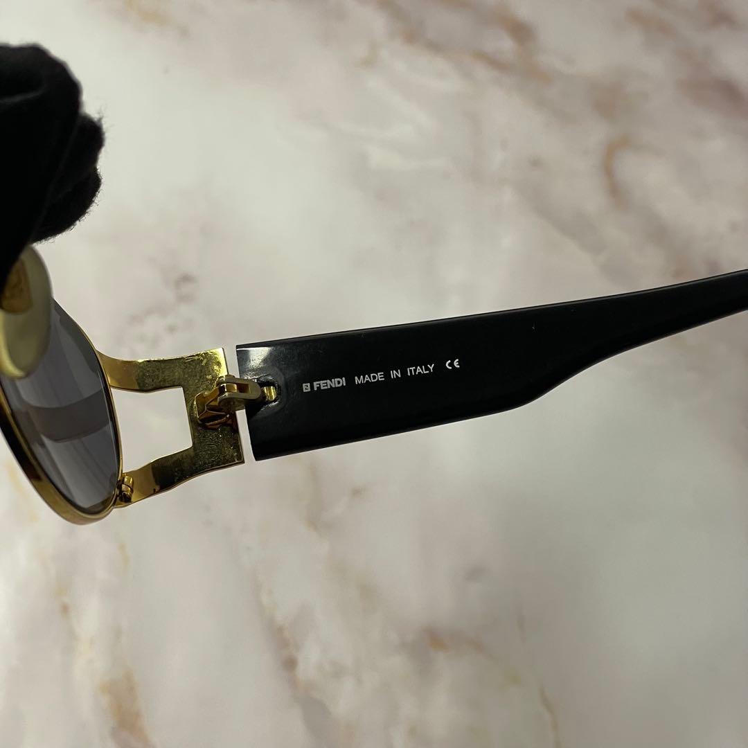 Rmarieさん専用 fendi オーバル y2k ゴールド レトロ デザイン