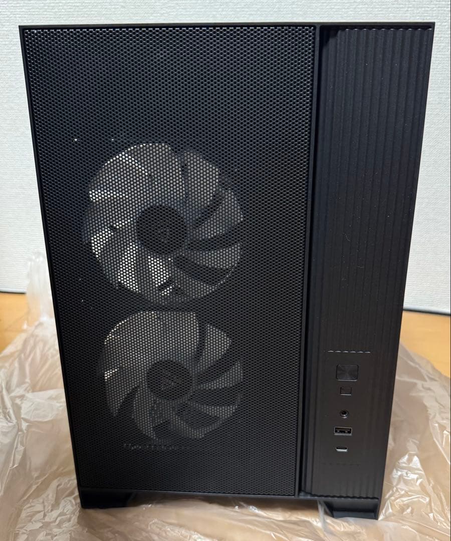 Antec Flux M PCケース