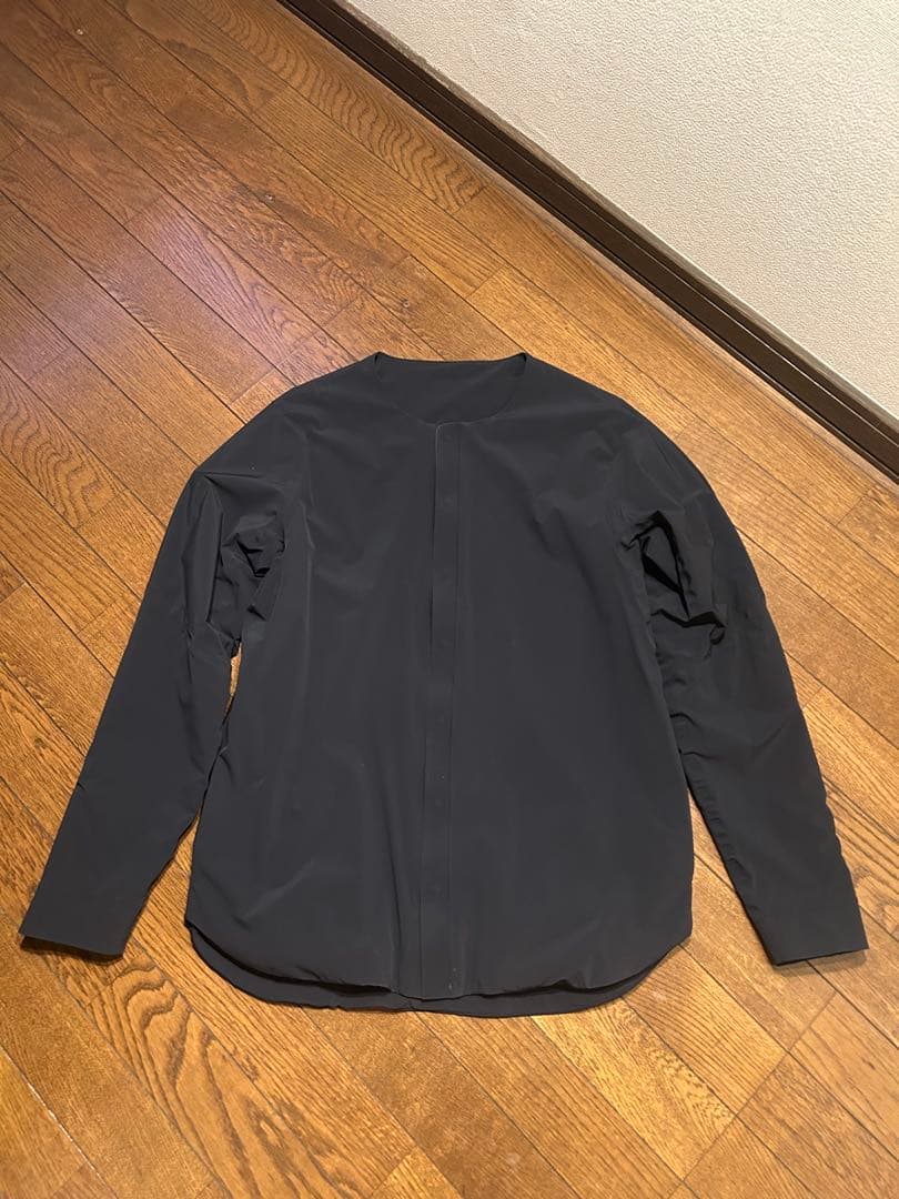 ジャケット・アウター PERFORATED INSULATION SHIRT size L