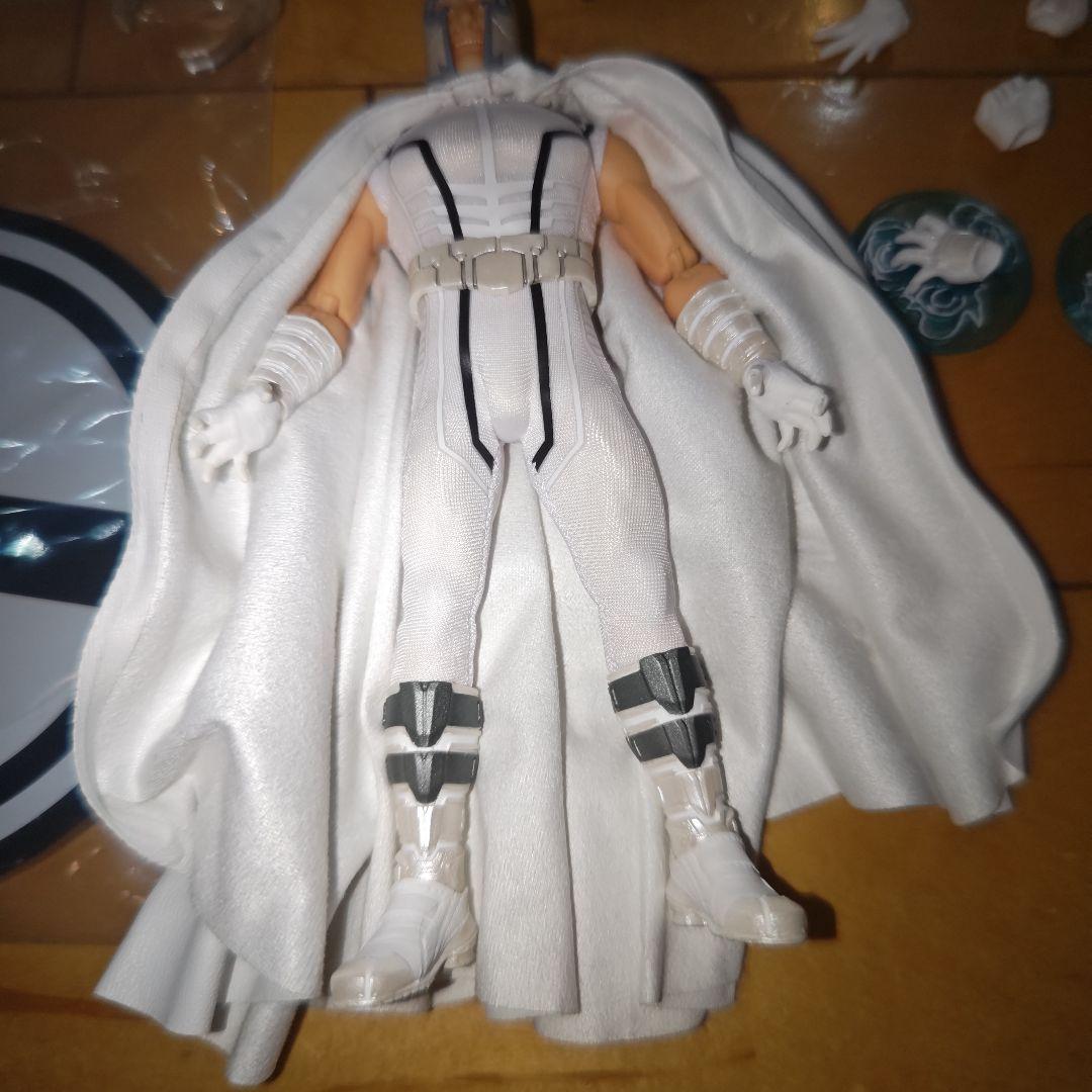 mezcoone:12collective マグニートー
