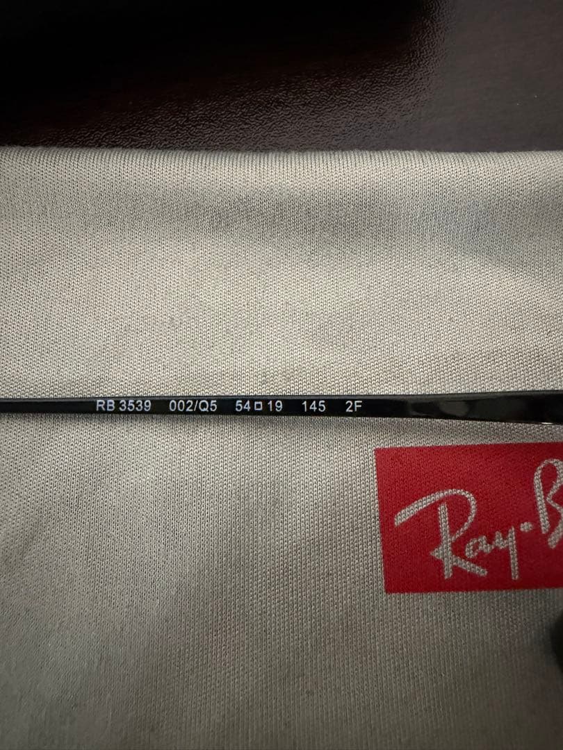 【極美品】レイバン サングラス エリカメタル RB3539 002/Q5 調光