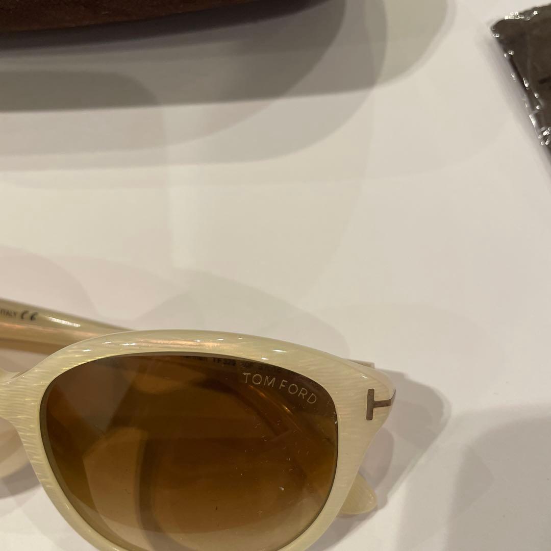 TOM FORD Karmen TF 329 サングラス