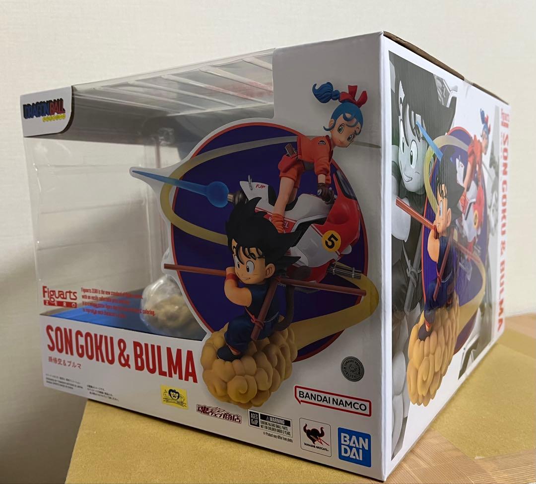 ドラゴンボール 孫悟空とブルマ フィギュア　フィギュアーツZERO