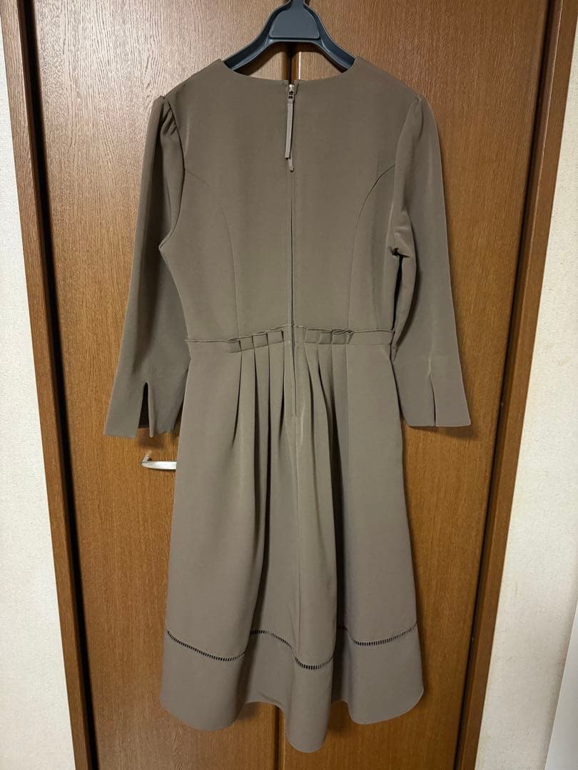 新品⭐︎レジーナリスレ　ワンピース　ブラウン　M