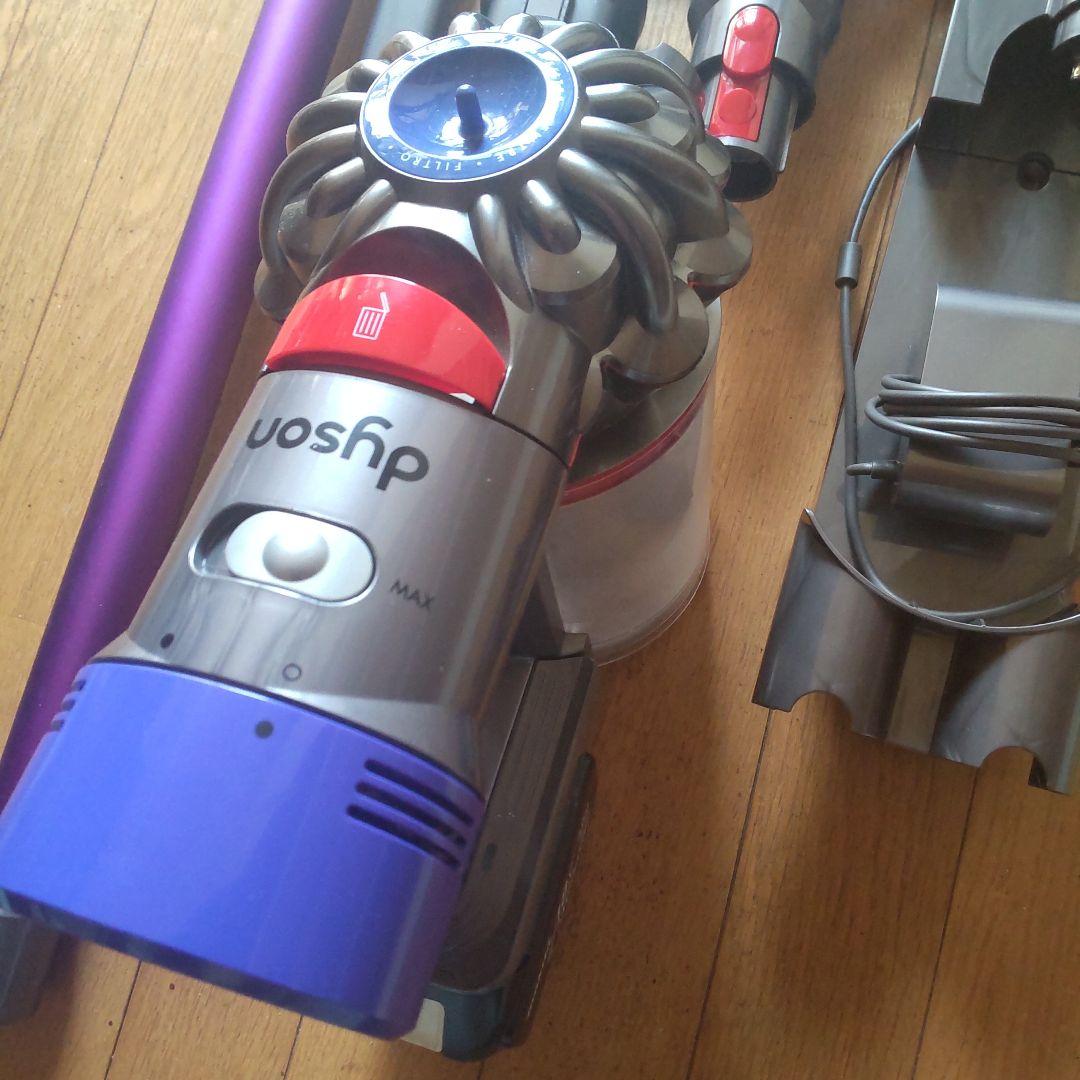値下げ！ Dyson V8 sv10 fiuffy * Makita 18v