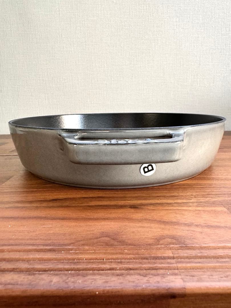 【新品未使用】STAUBストウブ 両手フライパン 26cm