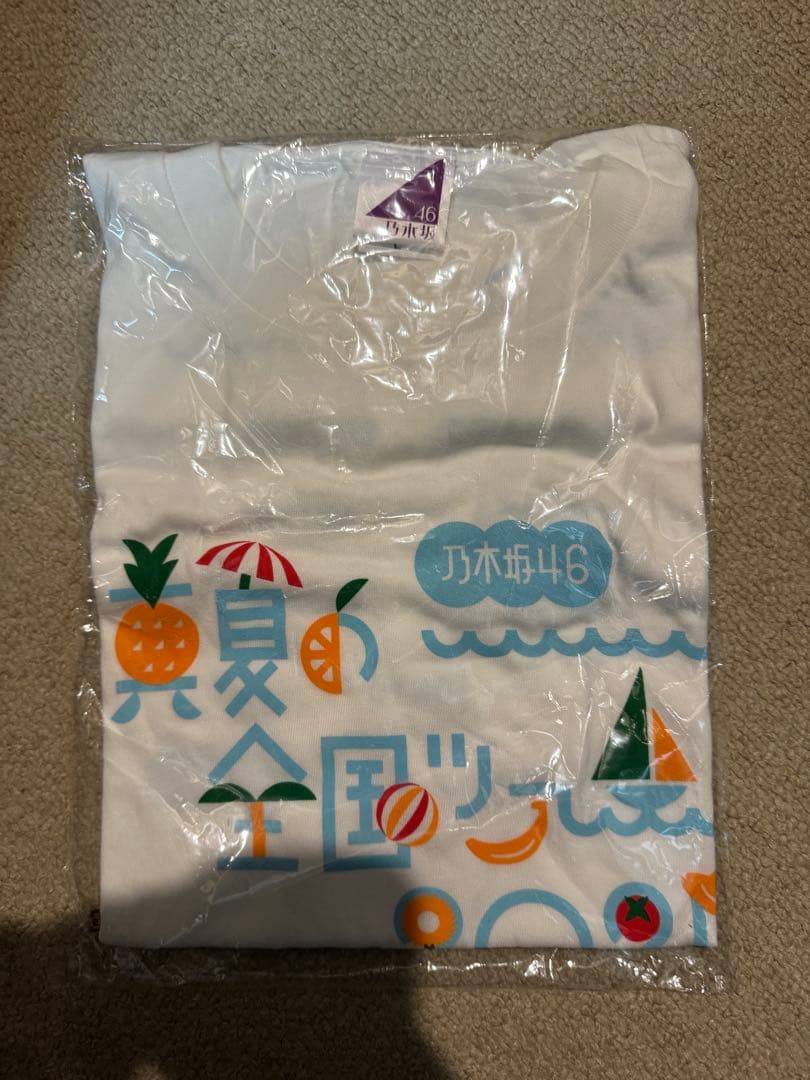 【卒業前ラスト】佐藤璃果　直筆サイン 真夏の全国ツアー2025 ライブTシャツ