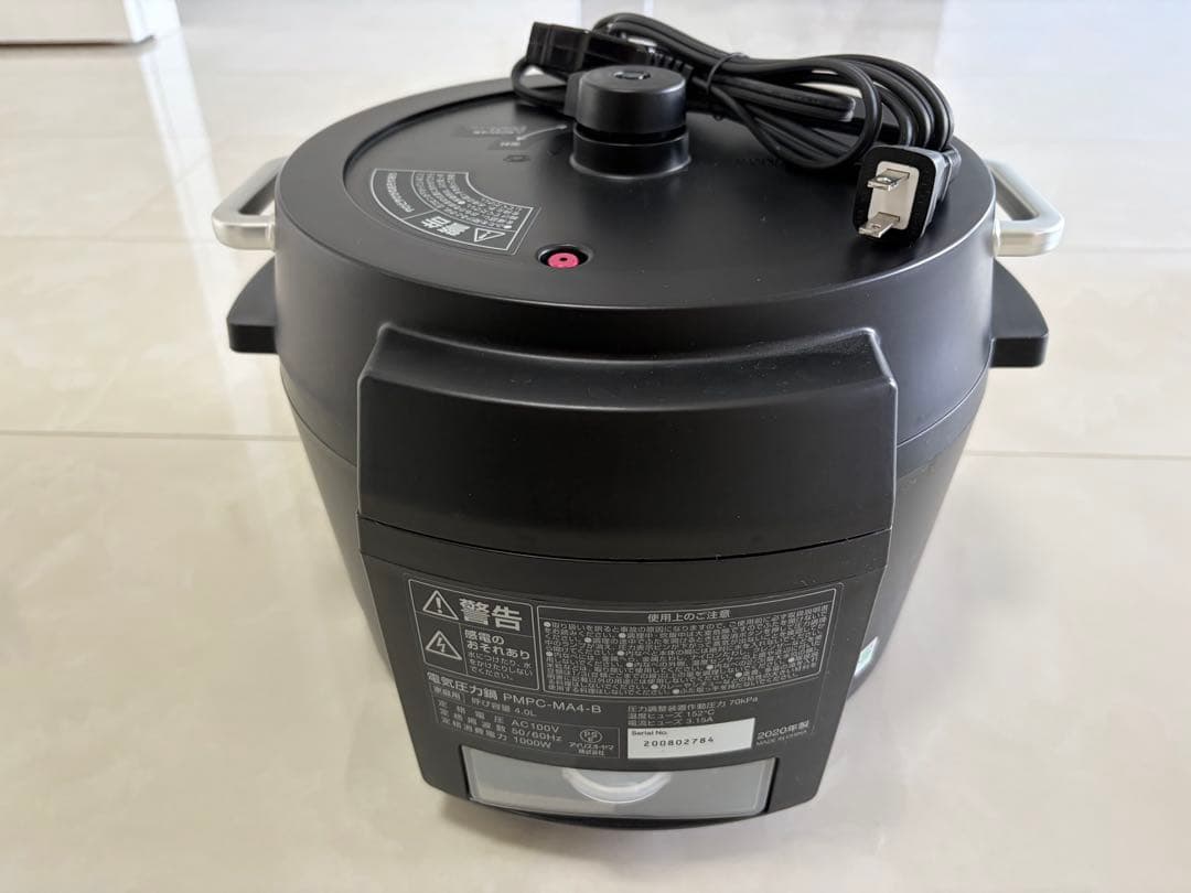 アイリスオーヤマ　電気圧力鍋 4Lブラック