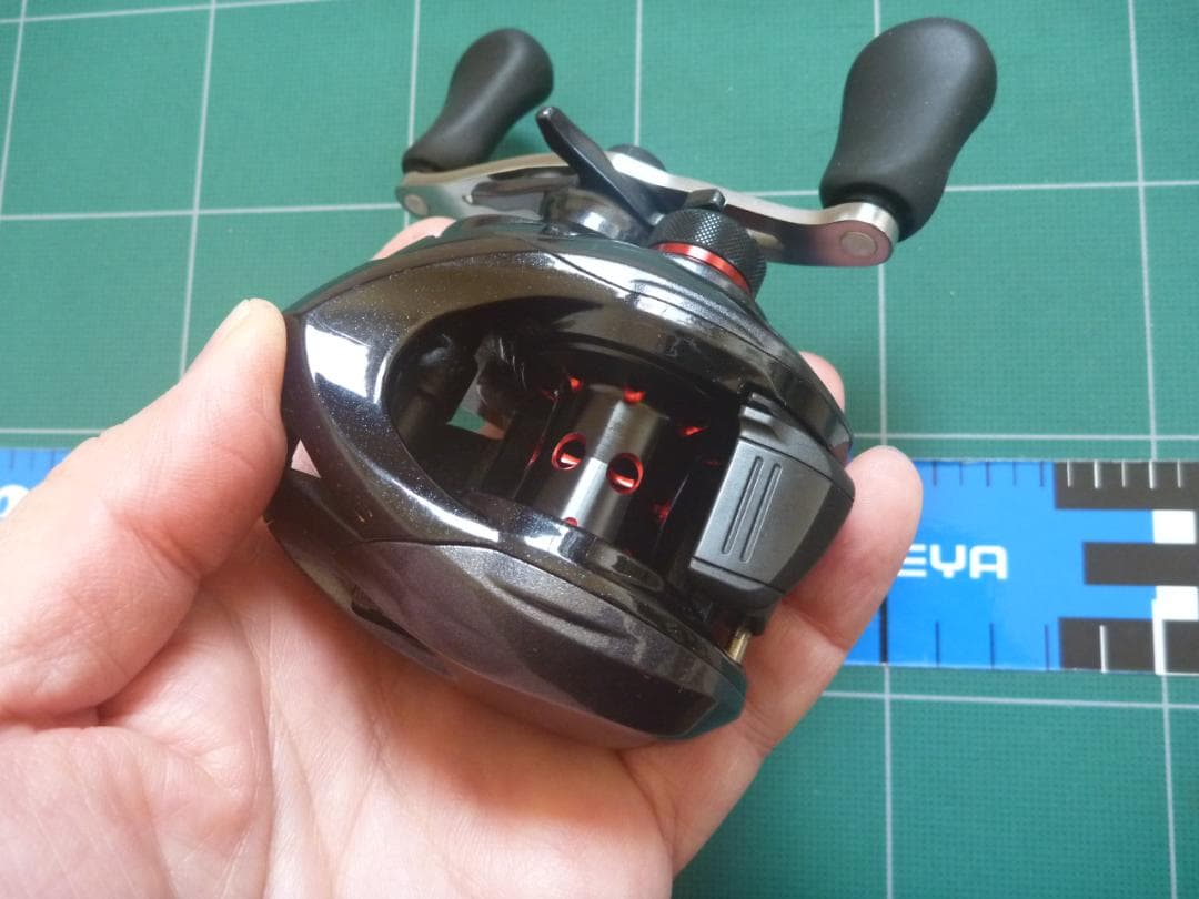 新*長様 シマノ　カシータスMGL100HG　右ハンドル