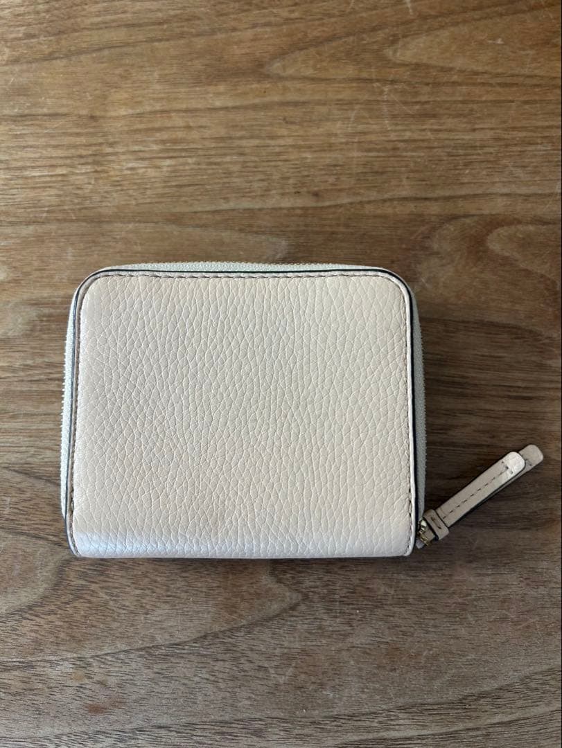 Tory Burch アイボリー 二つ折り財布