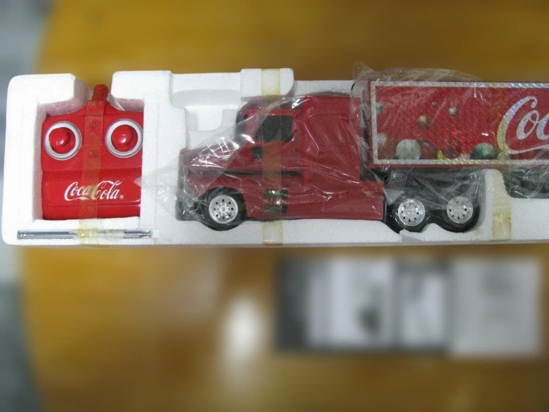 コカコーララジコントレーラー