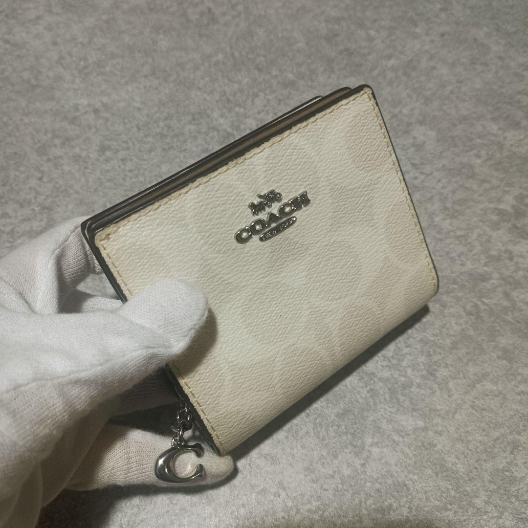 大人気 COACH コーチ 二つ折り財布 コンパクトウォレット パスケース付き☘