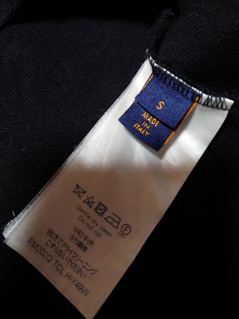 ルイヴィトン　LOUIS VUITTON シグネチャー3Dポケット メンズ　美品