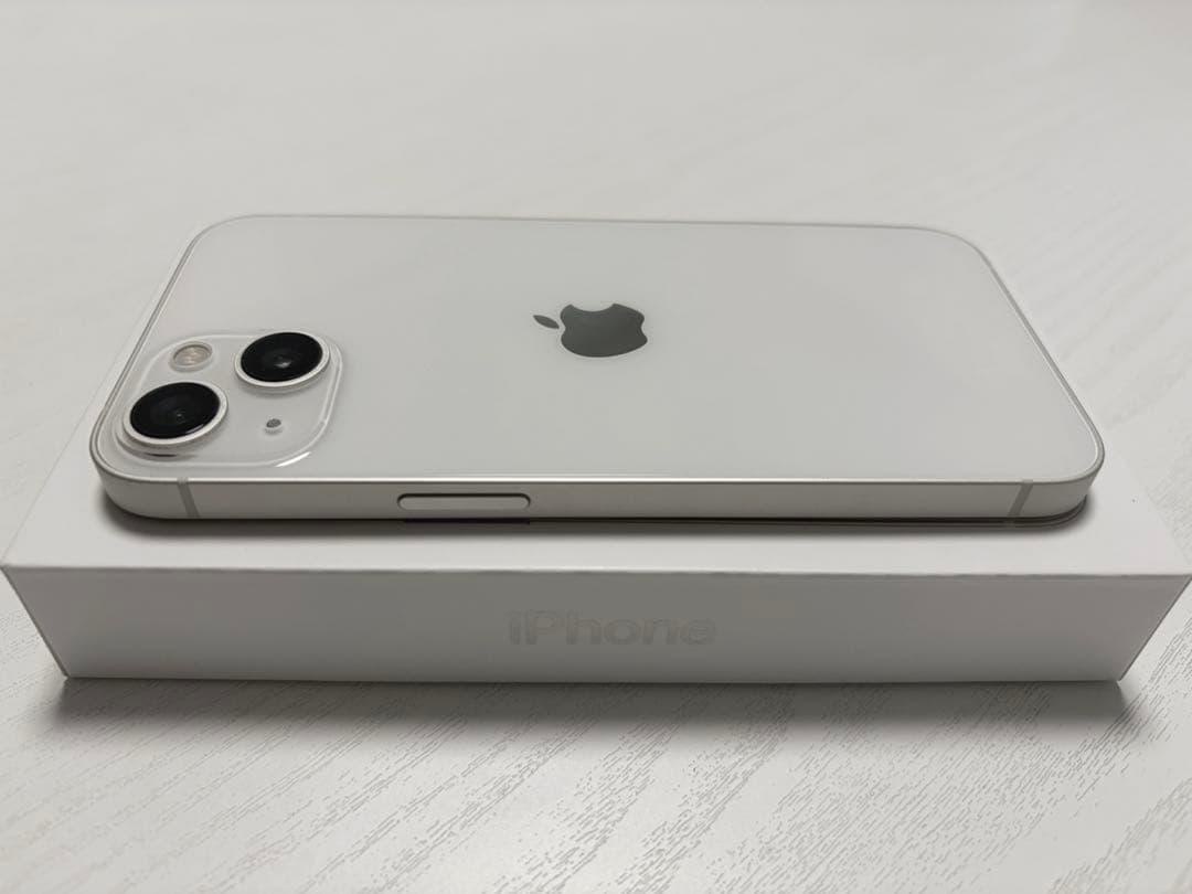 iPhone 13 / Simフリー / 極美品