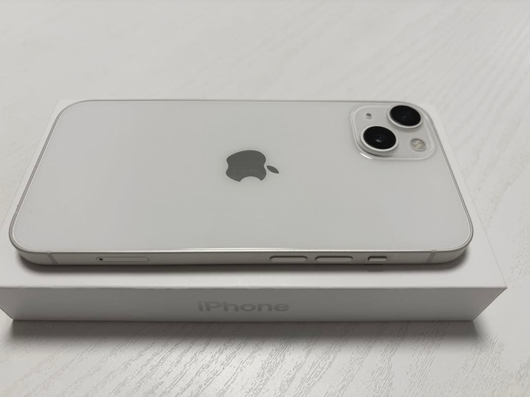 iPhone 13 / Simフリー / 極美品