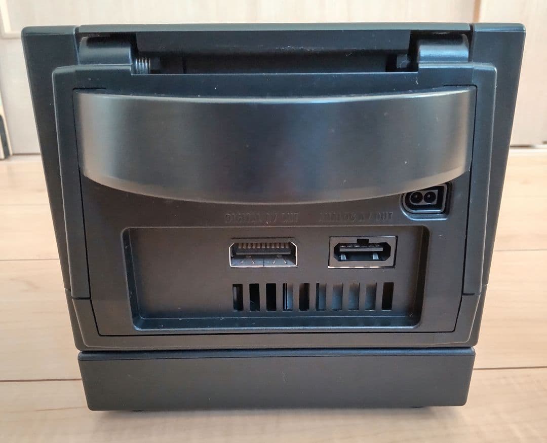ゲームキューブ　本体　黒　コントローラ✕２　付属品