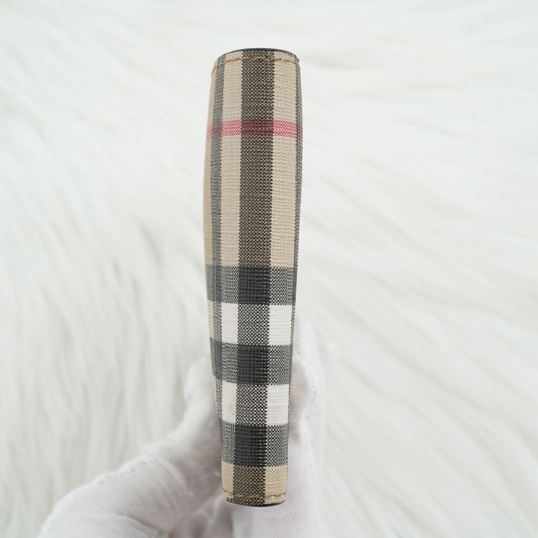 未使用品　箱付き　BURBERRY LONDON 二つ折り財布　ノバチェック