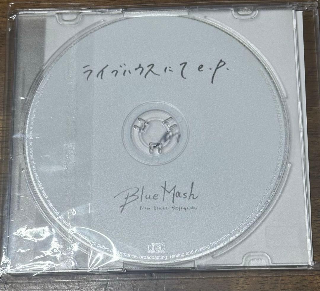 Blue Mash ライブハウスにてe.p.