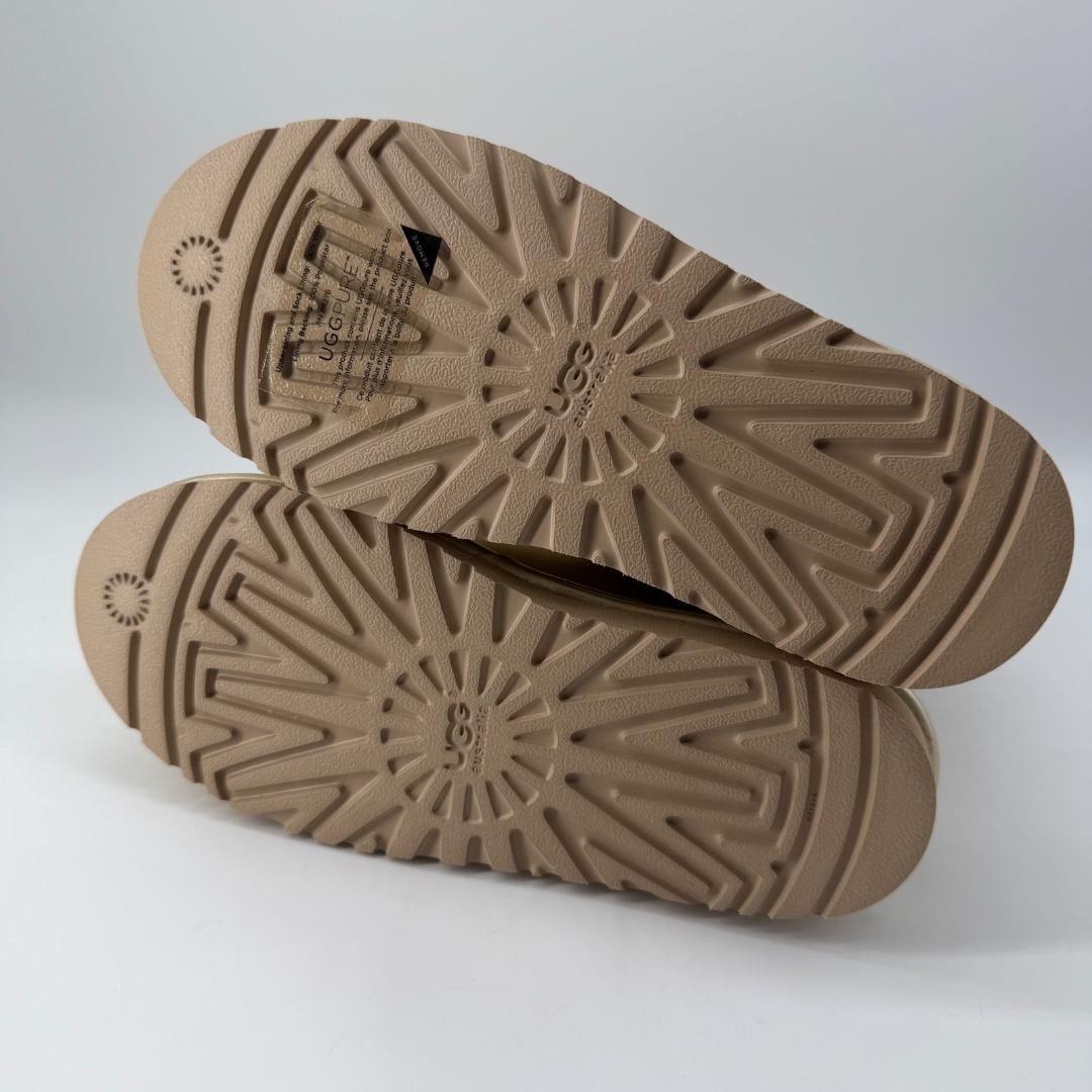 17561✨未使用✨UGG アグ ゴールド フラワーモチーフ ムートンブーツ