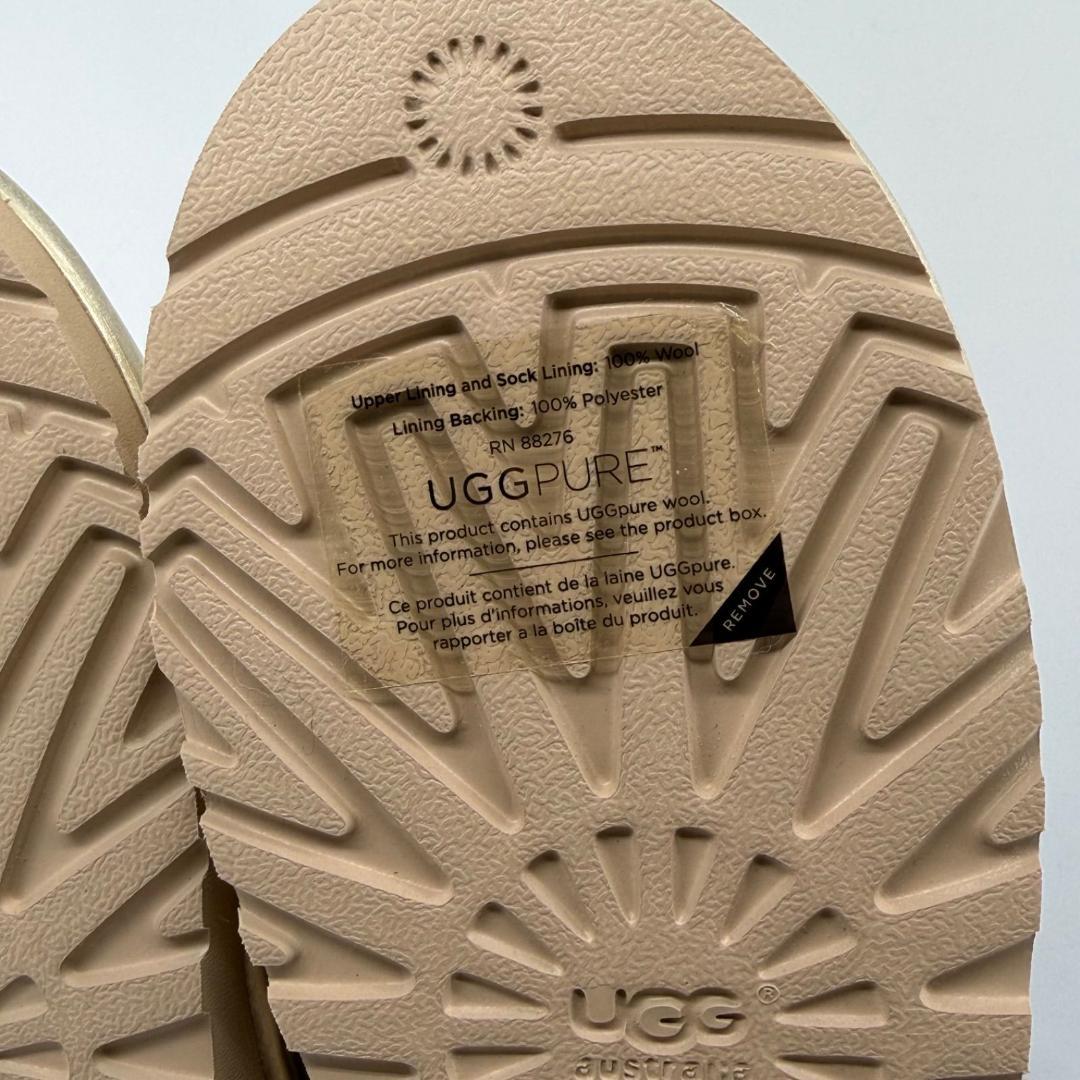 17561✨未使用✨UGG アグ ゴールド フラワーモチーフ ムートンブーツ