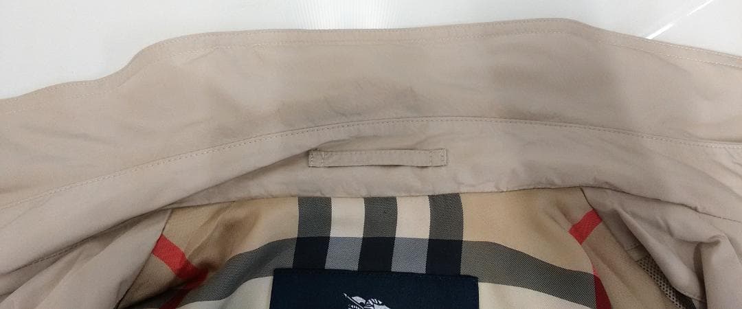 BURBERRY　LONDON　バーバリー　フード付き　薄手トレンチコート