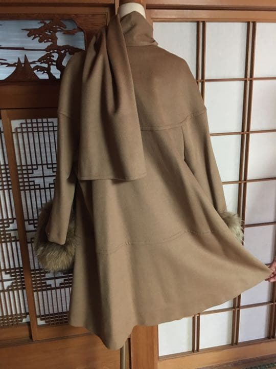 ハピネス！　最終値下げ！　フランス製C. ROMAINのコート